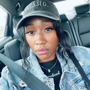 Meet your Posher, Lynn